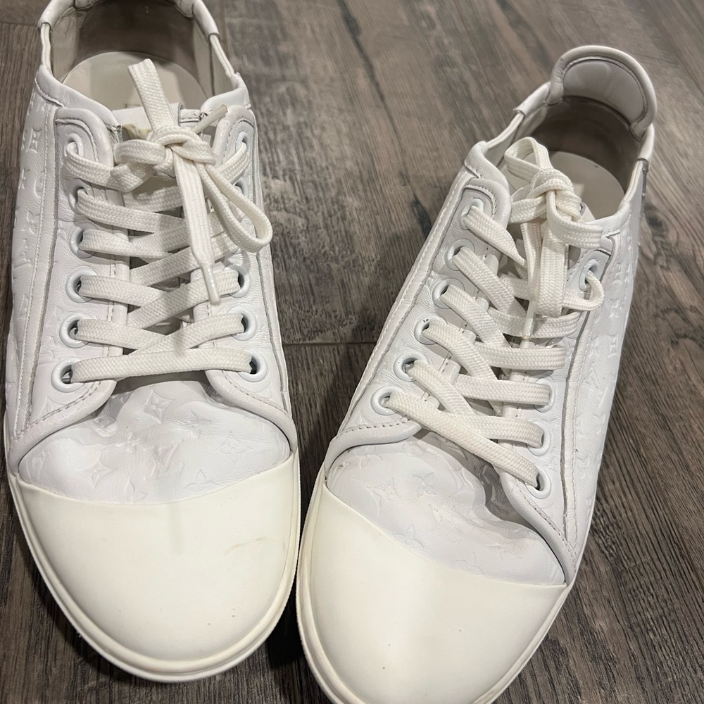 👟Louis Vuitton leather sneakers 👟